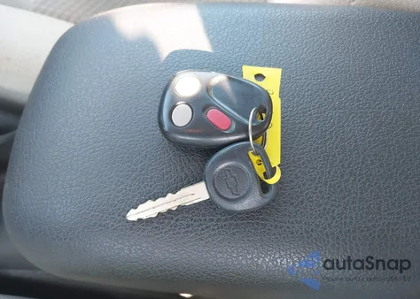 2007 Chevrolet Trailblazer Ls z USA, uszkodzony, nr VIN 1GNDT13S672206389